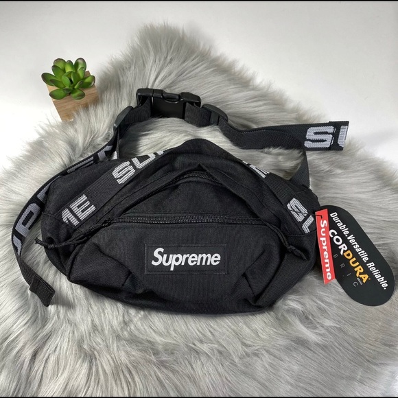 supreme mens fanny pack